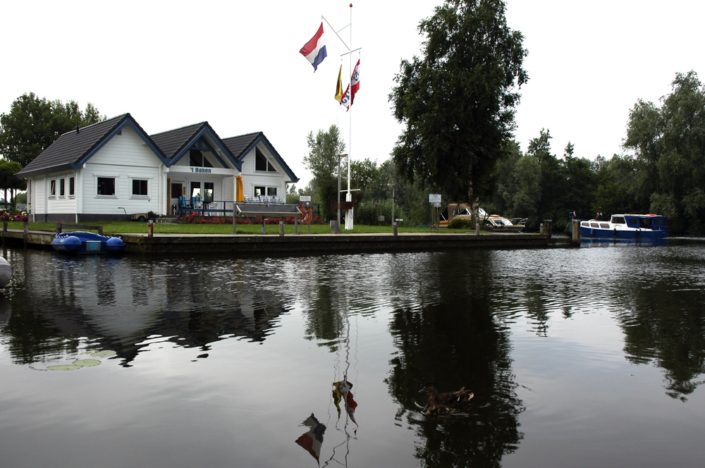 Houten Watersportvereniging Finnhouse 2820 Arkel