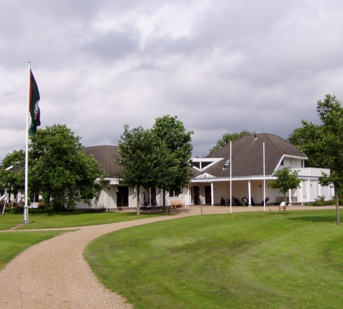 Houten Clubhuis FInnhouse 2978